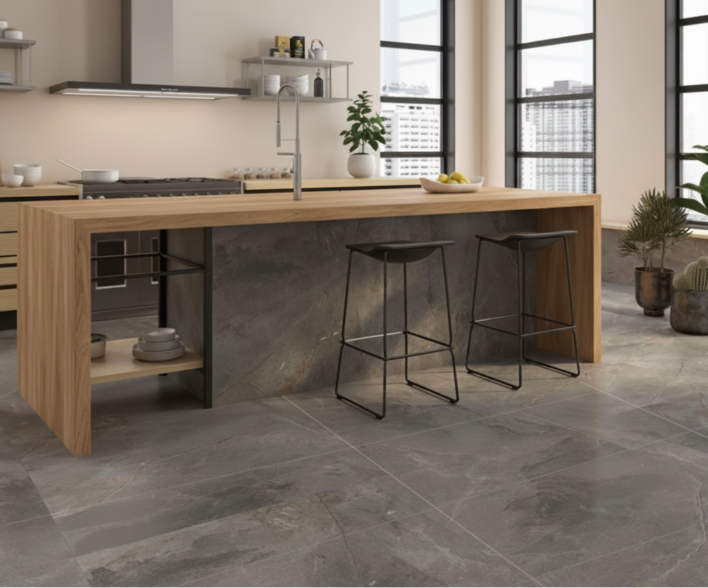 Cocina con mesón de madera